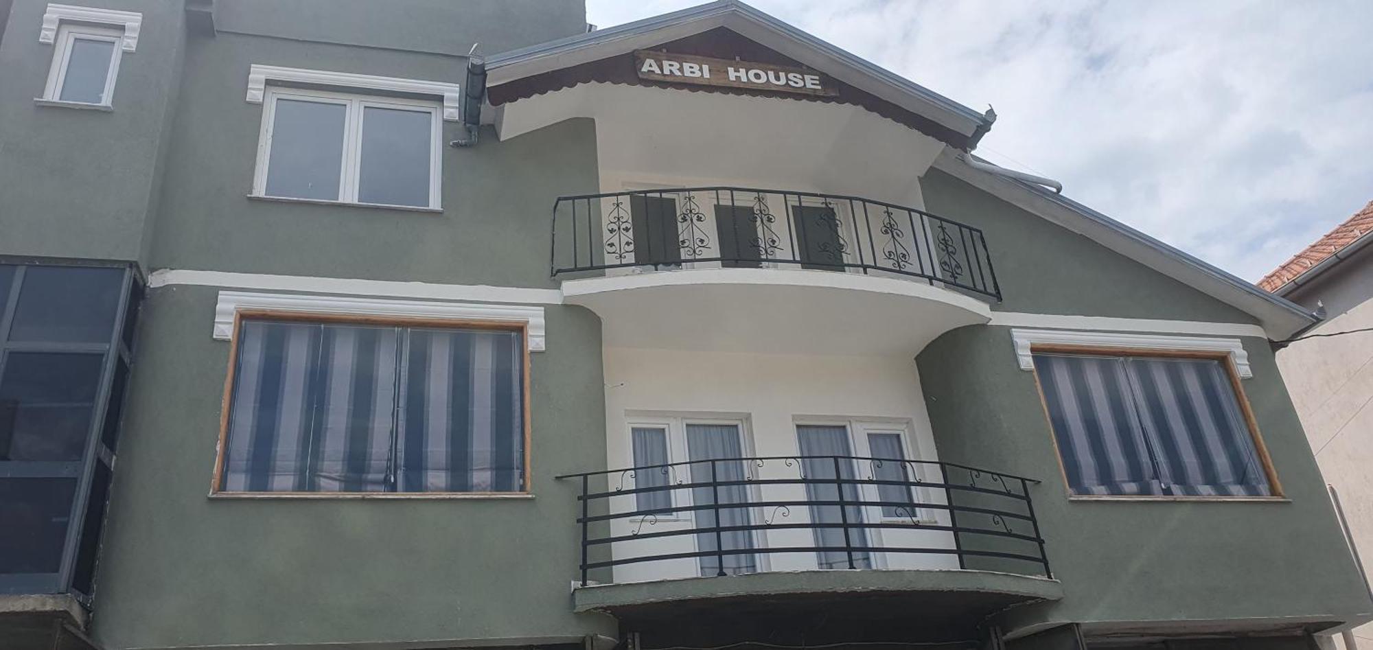 Arbi Guest House Kukes Exterior photo